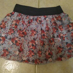 DEB Light blue floral print skirt size Large